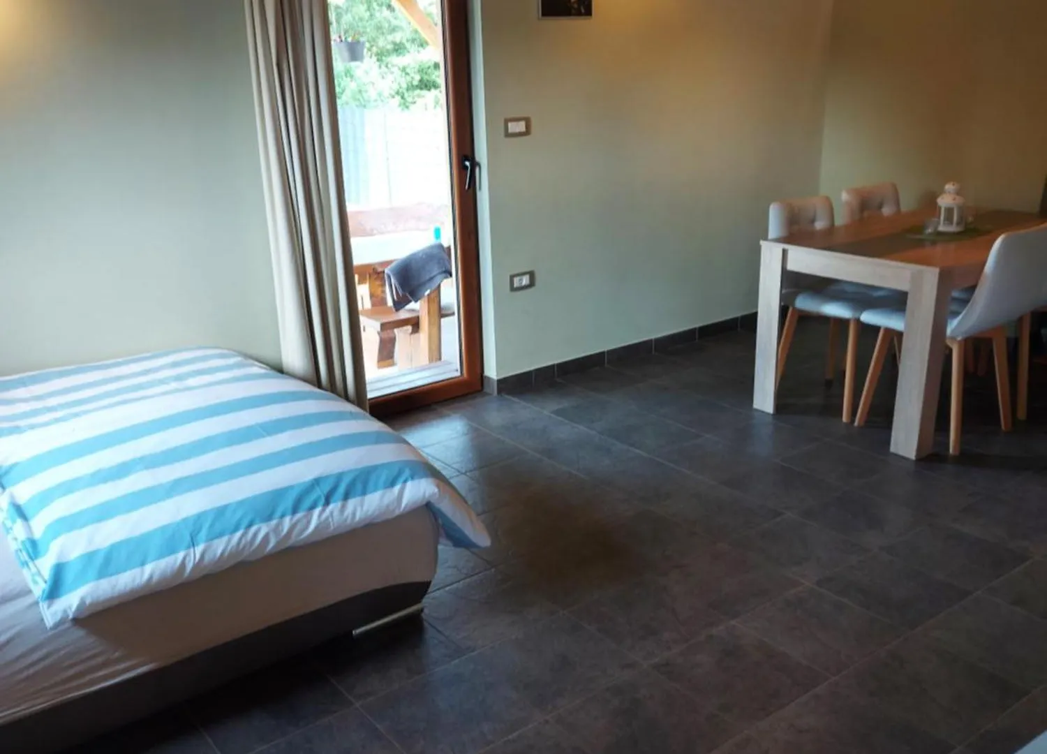 Guest House Flora Pazin 4*,